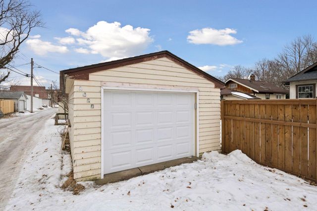 3427 41st Avenue S, Minneapolis, MN 55406