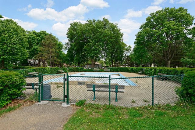 3427 41st Avenue S, Minneapolis, MN 55406