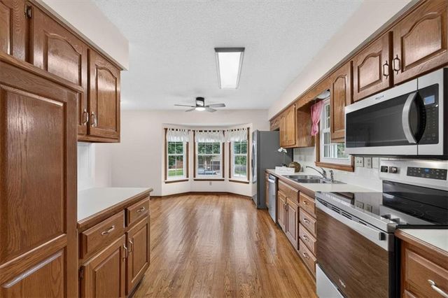 1006 N King Avenue, Harrisonville, MO 64701