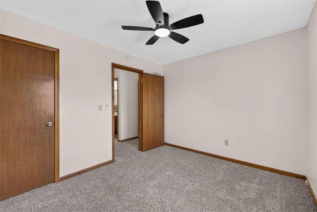 1006 N King Avenue, Harrisonville, MO 64701