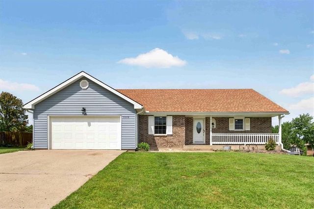 1006 N King Avenue, Harrisonville, MO 64701