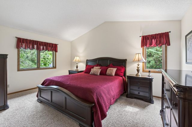 3694 Windtree Drive, Eagan, MN 55123