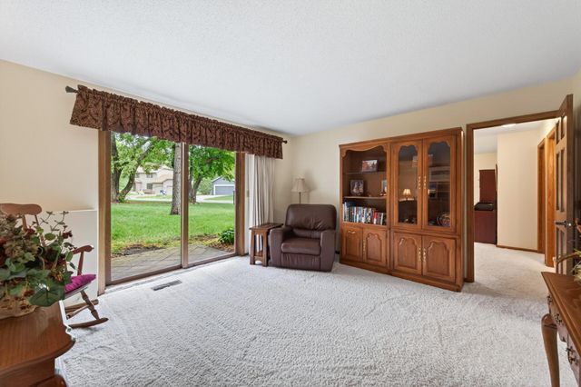 3694 Windtree Drive, Eagan, MN 55123