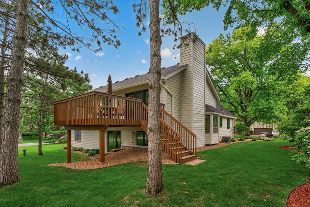 3694 Windtree Drive, Eagan, MN 55123