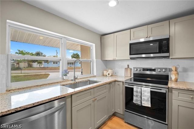 126 Texas RD, Lehigh Acres, FL 33936