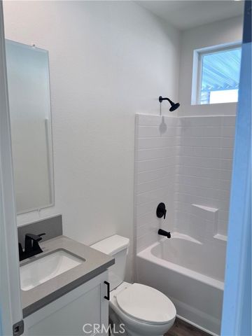 1445 W Florida Avenue 41, Hemet, CA 92543