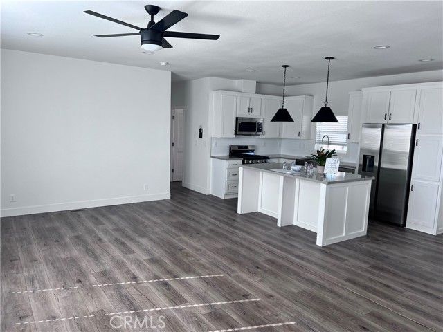 1445 W Florida Avenue 41, Hemet, CA 92543