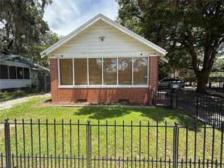 113 NW 11TH STREET, Gainesville, FL 32601