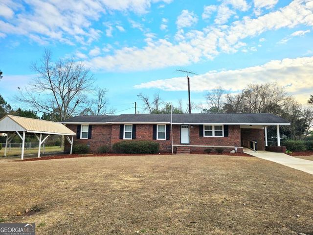 103 Martha Circle, Fitzgerald, GA 31750
