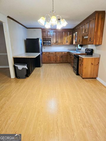 103 Martha Circle, Fitzgerald, GA 31750