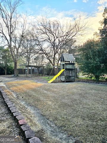103 Martha Circle, Fitzgerald, GA 31750