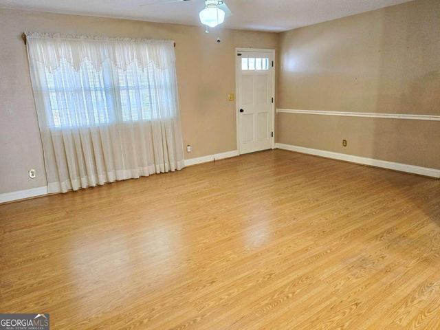 103 Martha Circle, Fitzgerald, GA 31750