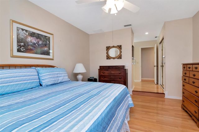 11504 CERCA DEL RIO PLACE, Temple Terrace, FL 33617