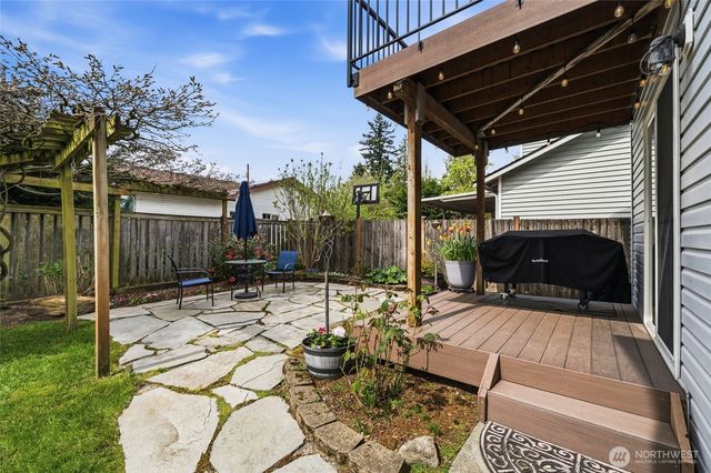 9608 25th Drive SE, Everett, WA 98208