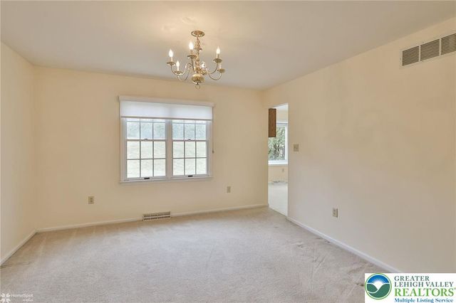 4059 Wedgewood Road, South Whitehall Twp, PA 18104