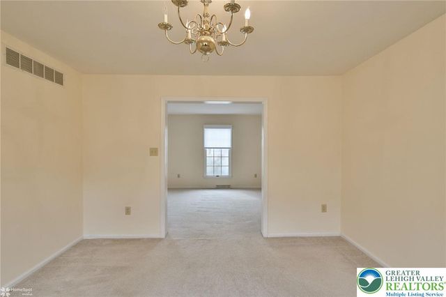 4059 Wedgewood Road, South Whitehall Twp, PA 18104