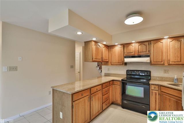 4059 Wedgewood Road, South Whitehall Twp, PA 18104