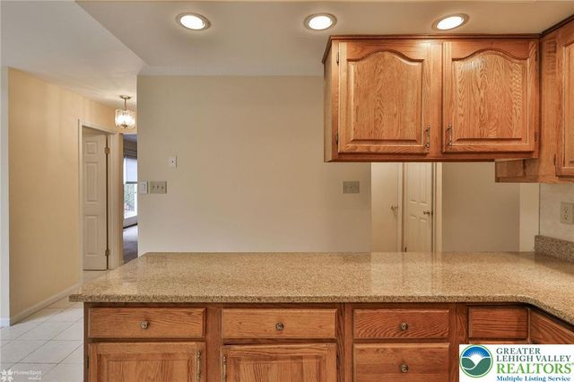 4059 Wedgewood Road, South Whitehall Twp, PA 18104