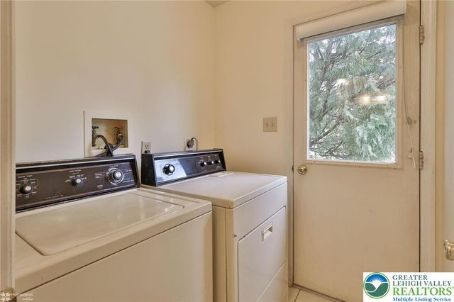 4059 Wedgewood Road, South Whitehall Twp, PA 18104