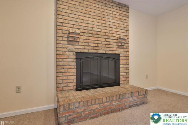 4059 Wedgewood Road, South Whitehall Twp, PA 18104