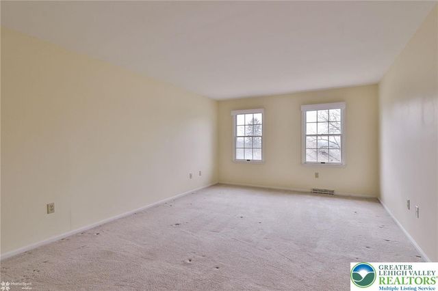 4059 Wedgewood Road, South Whitehall Twp, PA 18104