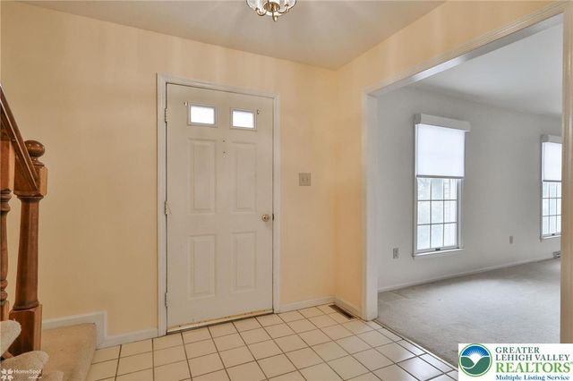 4059 Wedgewood Road, South Whitehall Twp, PA 18104