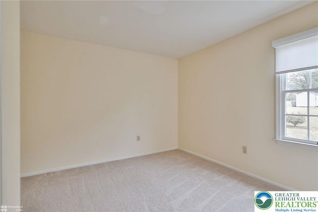 4059 Wedgewood Road, South Whitehall Twp, PA 18104