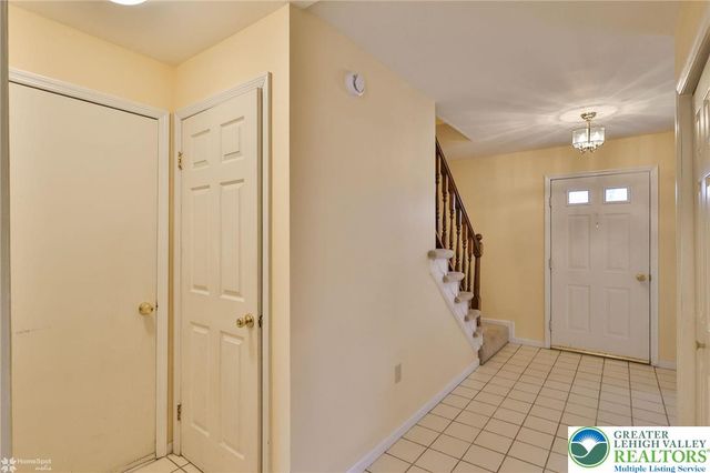 4059 Wedgewood Road, South Whitehall Twp, PA 18104