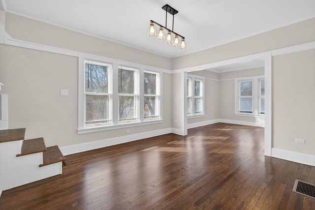 741 S Jackson Street, Hinsdale, IL 60521