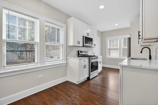 741 S Jackson Street, Hinsdale, IL 60521