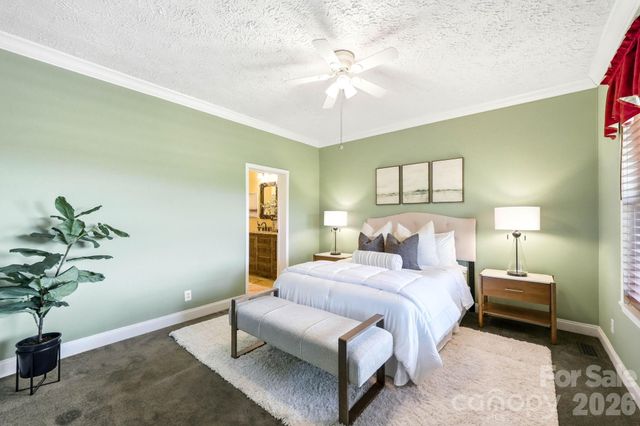 394 Hummingbird Lane, Elk Park, NC 28622