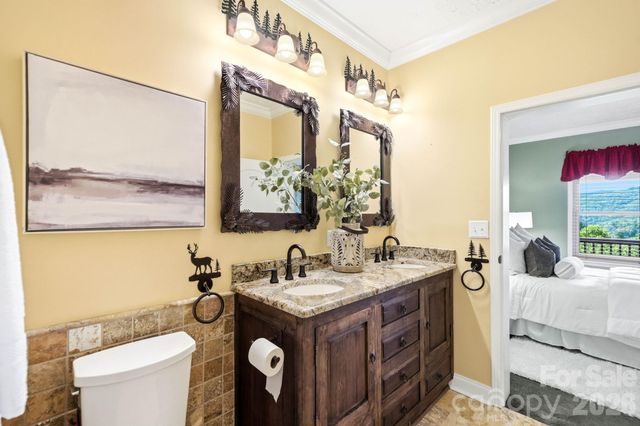 394 Hummingbird Lane, Elk Park, NC 28622