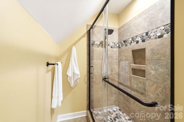 394 Hummingbird Lane, Elk Park, NC 28622