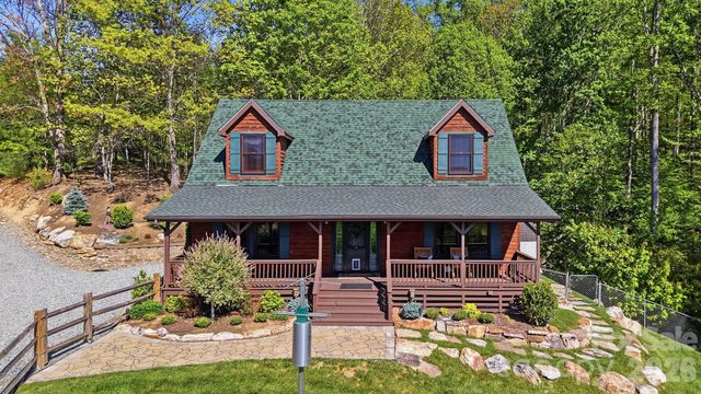 394 Hummingbird Lane, Elk Park, NC 28622