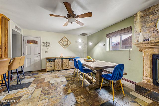 3228 W SUNNYSIDE Avenue, Phoenix, AZ 85029
