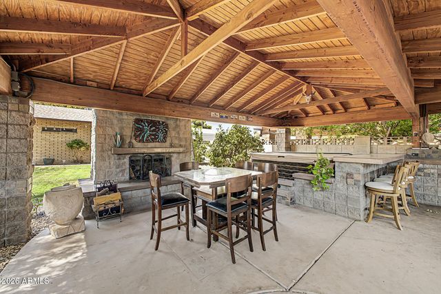 3228 W SUNNYSIDE Avenue, Phoenix, AZ 85029