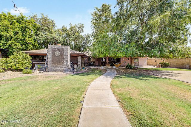 3228 W SUNNYSIDE Avenue, Phoenix, AZ 85029