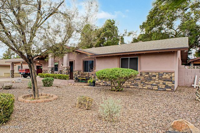 3228 W SUNNYSIDE Avenue, Phoenix, AZ 85029