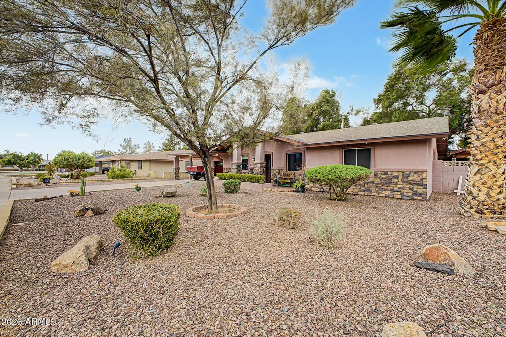 3228 W SUNNYSIDE Avenue, Phoenix, AZ 85029 — photo 5