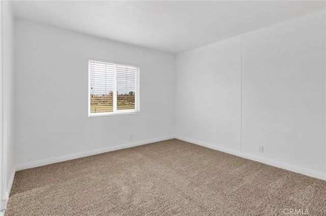 6450 Maricopa Road, Phelan, CA 92371