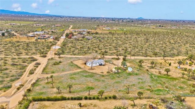 6450 Maricopa Road, Phelan, CA 92371