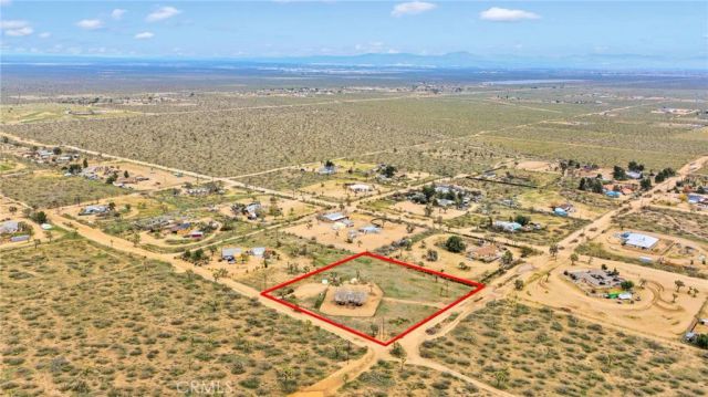 6450 Maricopa Road, Phelan, CA 92371