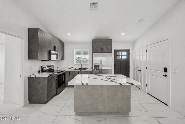19403 W RUSTLER Road, Buckeye, AZ 85326