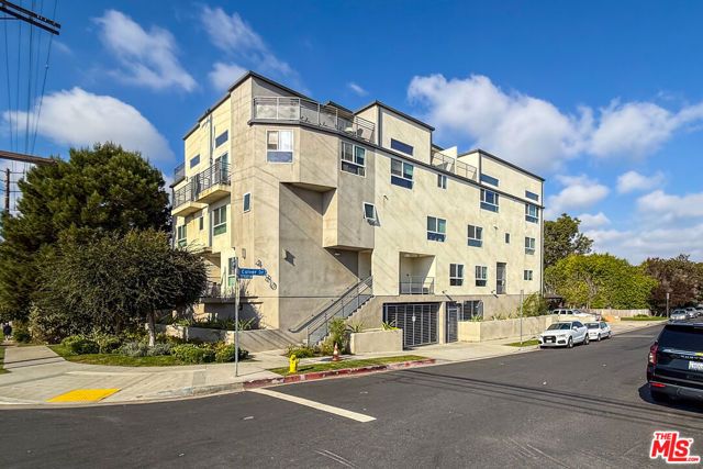 4980 S Centinela Avenue 12, Los Angeles, CA 90066