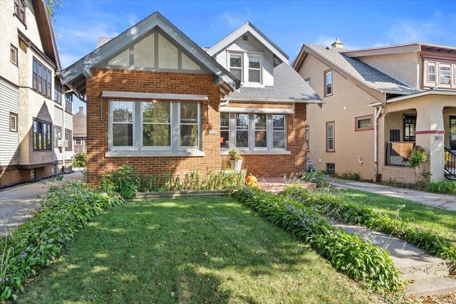 1828 N 48th STREET, Milwaukee, WI 53208