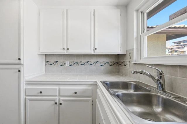 1257 Soria Glen, Escondido, CA 92026