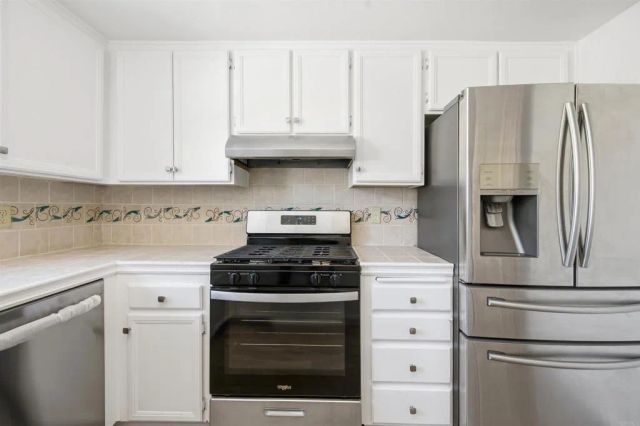 1257 Soria Glen, Escondido, CA 92026