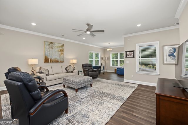 40 Greenleaf Pass, Sharpsburg, GA 30277