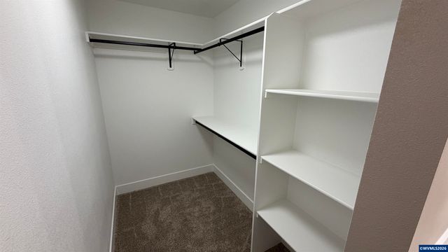 595 NE Evergreen Av, Dallas, OR 97338