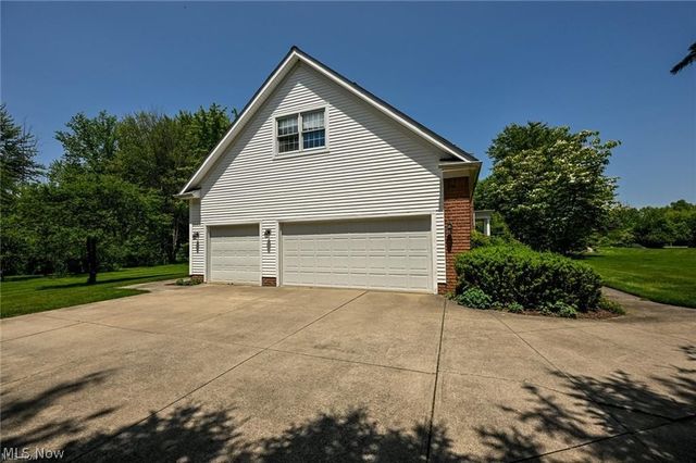 304 Fox Way, Chagrin Falls, OH 44022